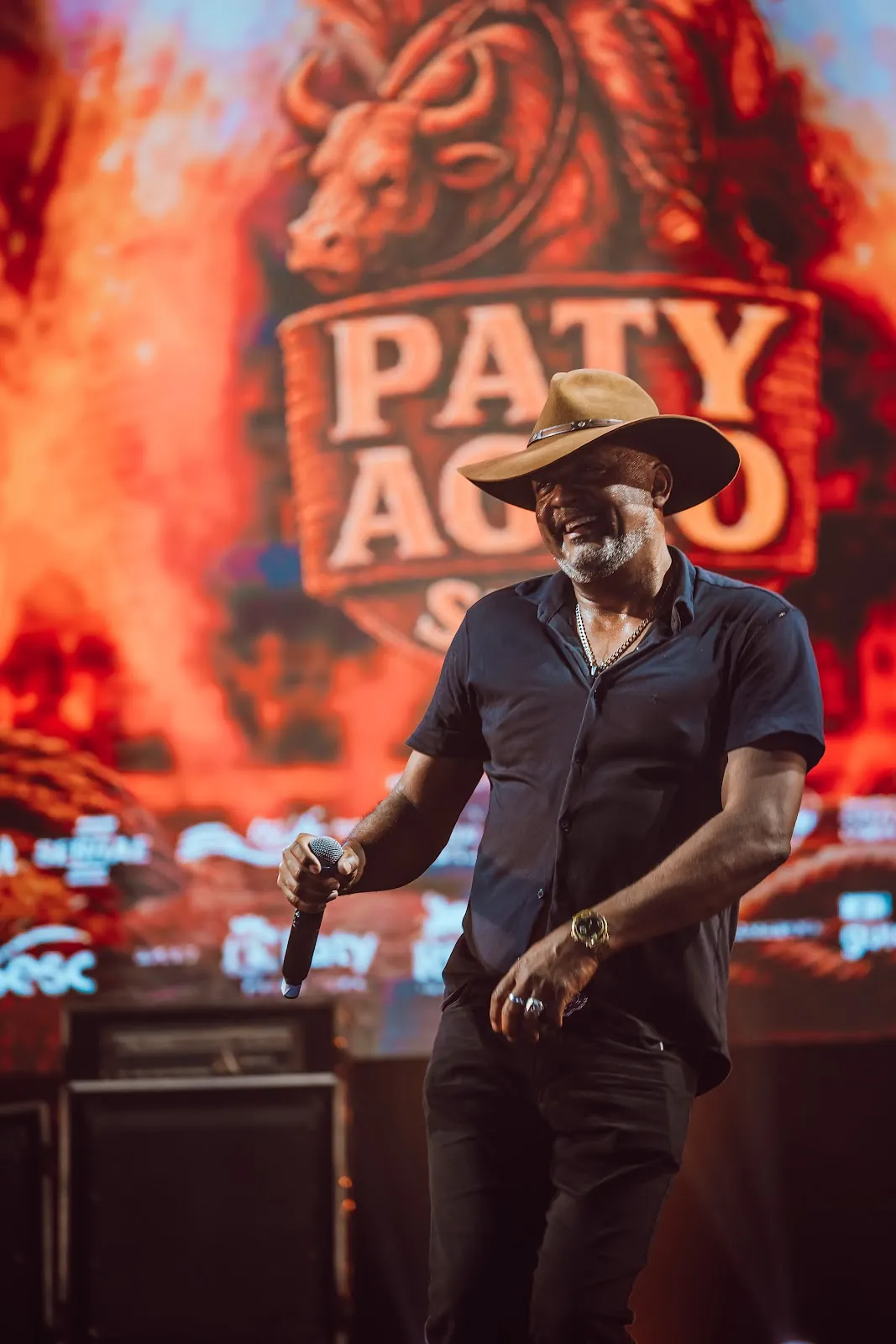 Paty Agro Show — Artista no palco do Paty Agro Show