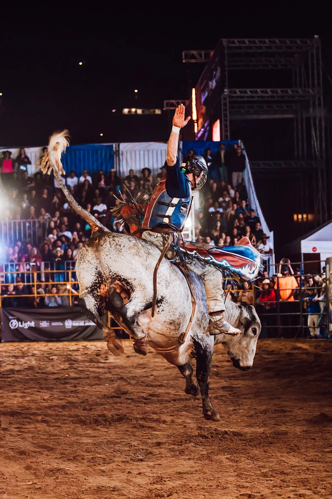 Paty Agro Show — Competidor durante prova de rodeio